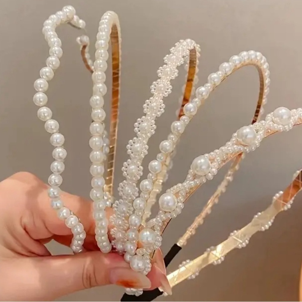 6 Pearl Headbands Set New ✨✨with Gift box 🎁 🔥🔥